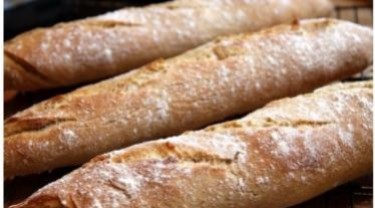 Baguettes maison au four à bois